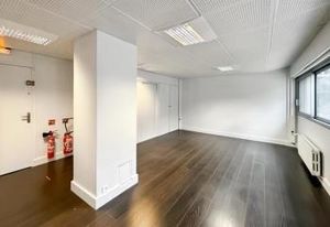 Bureaux à louer Paris 15 - Proche métro Porte de Versailles