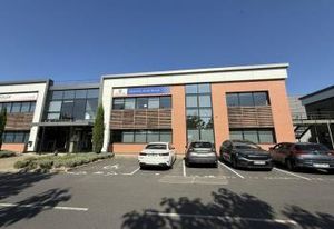 Location entrepôt Villeneuve-la-Garenne - Proximité A86 et RER C