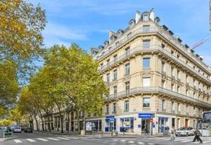 Location bureaux Paris 8 - Gare St Lazare et Église St Augustin
