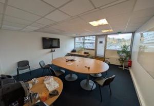 Location bureau Nanterre - Proche RER A et bus
