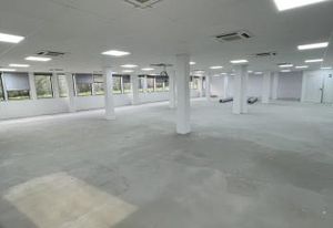 Location bureaux Malakoff - Proche métro et bus