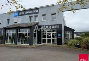 Local commercial à louer Melesse - Route du Meuble
