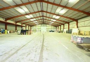 Entrepôt à louer L'Abergement-de-Cuisery - Parc d'activité sécurisé