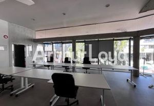 Location bureaux Hérouville-Saint-Clair - Proche commerces et restaurants
