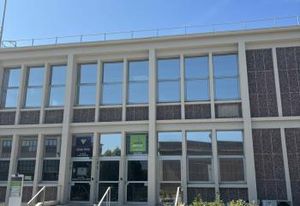 Location bureaux Marseille 11 - Proche transports et commerces