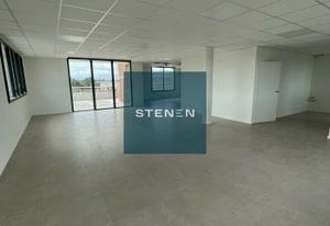 Bureaux avec terrasse Avignon - Proche bus et autoroutes