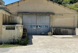 Location entrepôt Gémenos - Proche centre-ville et sécurisé