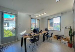 Location bureaux Aix-en-Provence - Proche commodités