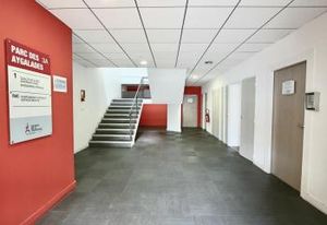 Location bureaux Marseille 14 - Parc des Aygalades, proche A7 et ligne 30