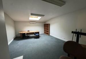 Location bureau Joué-lès-Tours - Proche A10 et bus