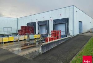 Vente bâtiment 2700 m² Allonnes - Proximité autoroutes