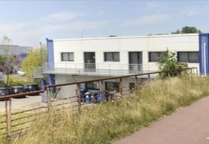 Vente bureaux Limoges secteur Chenieux - 825 m² avec parking