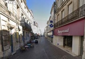 Local commercial à louer Cognac centre-ville - Rue piétonne