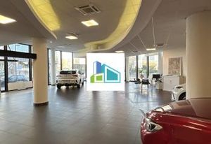 Local commercial à louer Marseille 10 - Proche axes autoroutiers