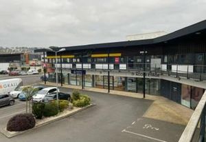 Location bureaux Landerneau - Proche grande surface commerciale