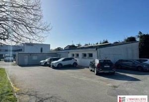 Location bureaux Lorient - Nombreux stationnements