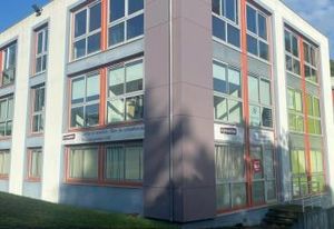 Location bureau Quimper - 2ème étage, parking privatif