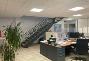 Local d'activité haut de gamme à louer Pluguffan - Proche axe rapide