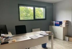 Local d'activité haut de gamme à louer Pluguffan - Proche axe rapide