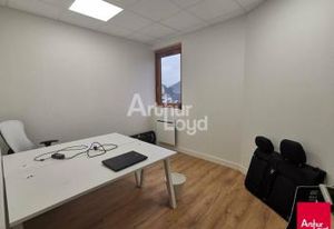 Vente bureaux Cesson-Sévigné - Accès rocade et 5 parkings