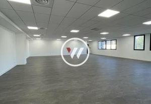 Location bureaux Aubagne - Proche autoroutes A7, A8, A50