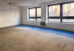 Location bureaux Neuilly-sur-Seine, proche métro Les Sablons