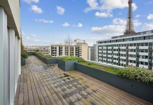 Location bureaux Paris 15 - Proche métro Bir-Hakeim et RER C