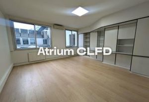 Location bureau Clermont-Ferrand centre - Proche bus et tram