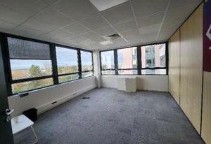 Location bureaux Tours Nord - Proche autoroutes A10 et A28
