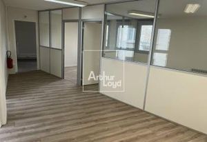 Vente bureau Melun - Centre-ville, proche RER D