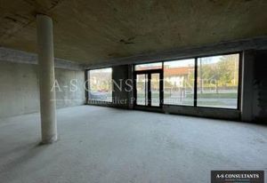 Location bureau Saint-Genis-Pouilly - Centre-ville, proche stationnements
