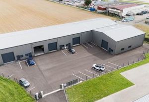 Local d'activité neuf à vendre Montagnat - Proche rocade Ouest et A40