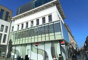Location bureaux Roubaix - Centre-ville, métro et bus