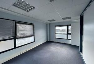 Location bureaux Lorient - Entrée de ville, proche bus