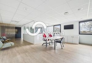 Location bureaux Montpellier - Proche tramway Port Marianne