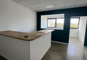 Location bureaux Labège - Proche métro, commerces et axes routiers
