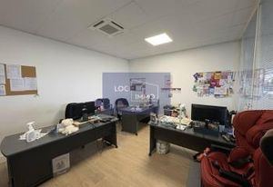 Location bureaux Pessac - Proche rocade et bus