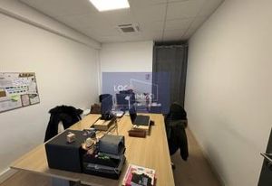 Location bureaux Pessac - Proche rocade et bus