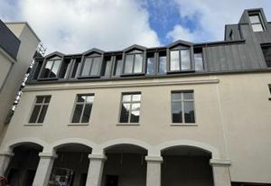 Location bureaux Tours centre - Proche commerces et restaurants