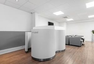 Location espace coworking Paris 10 - Proche République