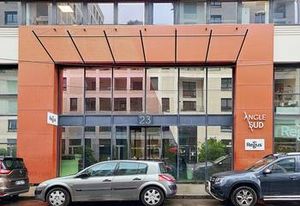 Local commercial à louer Lyon 7 - Gerland, proche transports