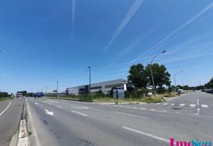 Local commercial à louer Bordeaux Nord - Sortie 4 Rocade