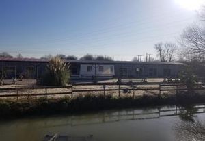 Entrepôt agricole à louer Bruges - Proche sortie 6 rocade