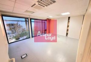 Location bureaux Riom - Proche axes autoroutiers