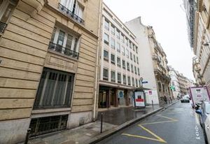 Local commercial à louer Paris 9e - Rue Blanche - Métro Liège
