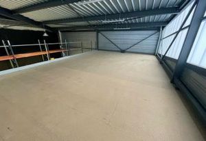 Cellule de 370 m² à louer Mérignac - Proche rocade Bordeaux