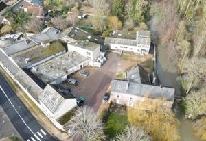 Entrepôt à vendre Nogent-sur-Eure - Proche rivière et accès direct