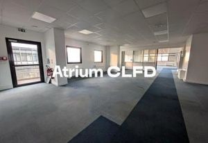 Location bureaux Cournon-d'Auvergne - Proche autoroutes et transports