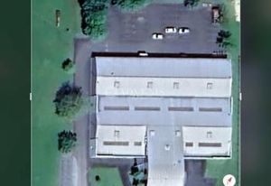 Locaux d'activité à vendre Saintes - Terrain constructible 14209 m²