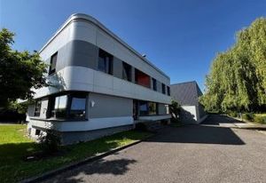 Entrepôt avec bureaux à louer Illkirch-Graffenstaden - Zone Industrielle Sud